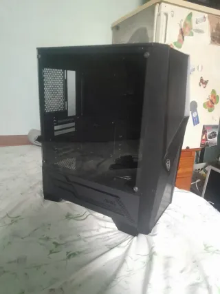 Caja PC MSI Negra