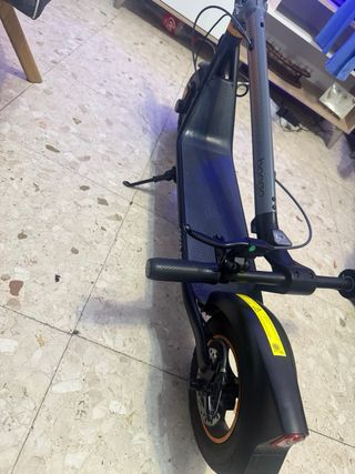 Patinete Eléctrico Cecotec Bongo D30 XL