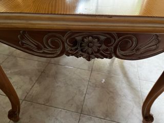 Mesa plegable de comedor ovalada de madera