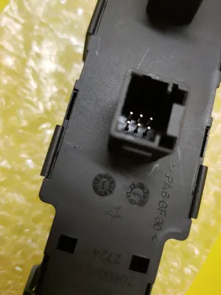 BOTONERA ELEVALUNAS CITROEN C4 X2 BOTON + RETROV