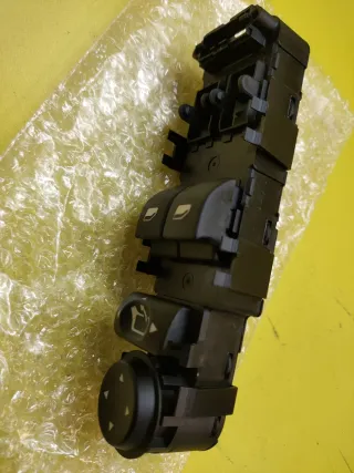 BOTONERA ELEVALUNAS CITROEN C4 X2 BOTON + RETROV