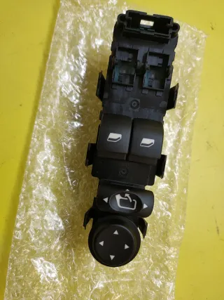 BOTONERA ELEVALUNAS CITROEN C4 X2 BOTON + RETROV