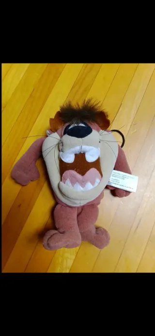 Peluche Taz Looney Tunes con tasca portachiavi