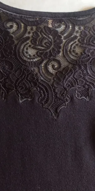 Vestido negro con encaje