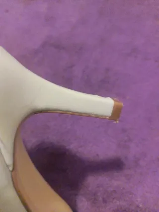 Botines tacón medio beige