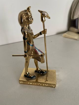 Figura decorativa metal dorada multicolor