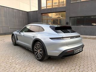 Porsche Taycan 2022