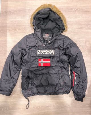 Chaqueta Geographical Norway Negra con Capucha