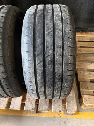 Neumáticos Pareja Bridgestone 245/40/18 97Y