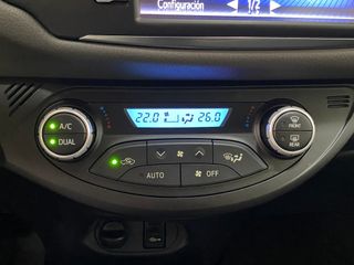 Toyota Yaris Active 1.5 100H HEV Espectacular!!!!!