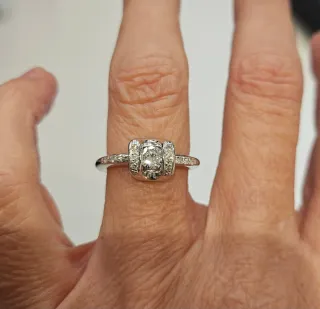 Anillo Oro Blanco y Diamantes