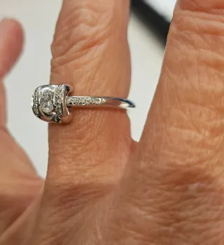 Anillo Oro Blanco y Diamantes