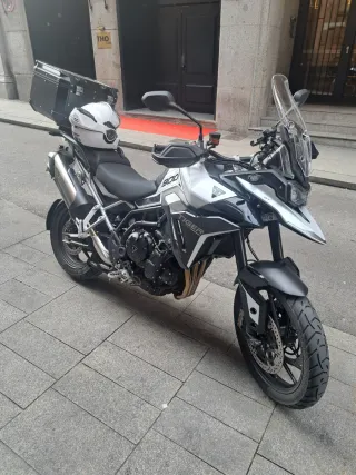Triumph Tiger 900 GT