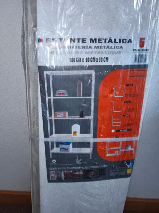 Estanterias Metalicas. Nueva