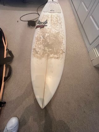 Tabla surf Lost by Mayhem. Modelo Killer Quiver.