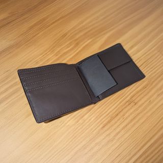 Cartera de piel tipo billetera