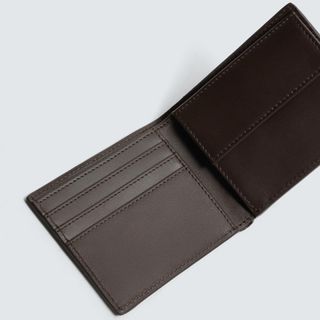 Cartera de piel tipo billetera