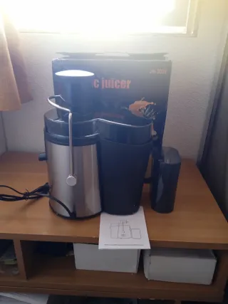 Licuadora JH-3028 Nueva