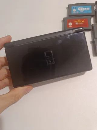 Nintendo DS Lite Negra + Juegos