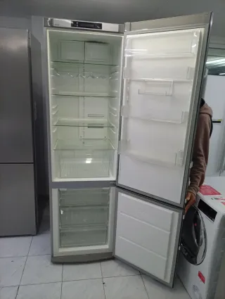 NEVERA MARCA ELECTROLUX inoxidable