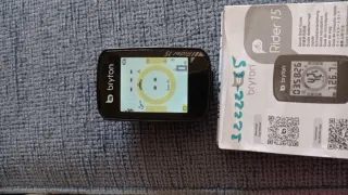 Soporte y cable para ciclocomputador