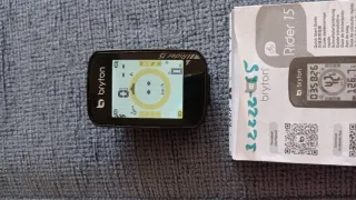 Soporte y cable para ciclocomputador