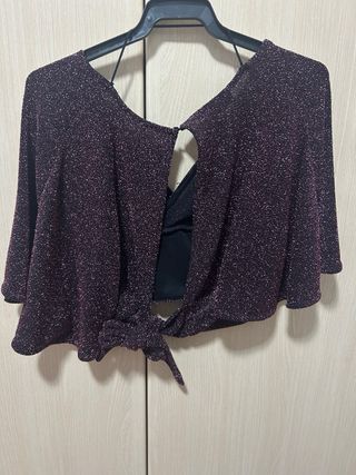 Top Brillo Bershka Morado/Negro Talla S