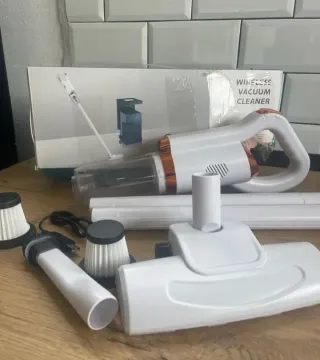 Aspirapolvere portatile ricaricabile scopa