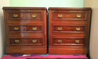 URGE! 2 Mesitas de Noche Madera