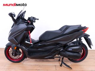 HONDA FORZA 125 SPECIAL EDITION