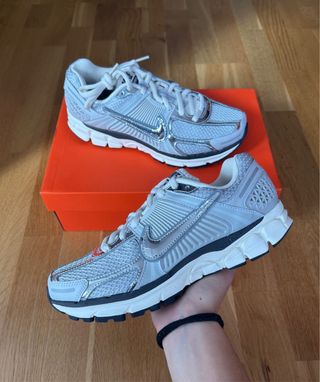 Nike Zoom Vomero 5 'Metallic Silver'