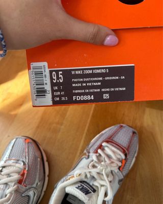 Nike Zoom Vomero 5 'Metallic Silver'