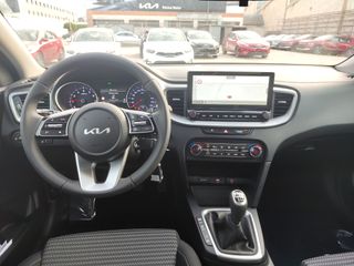 KIA XCeed Drive 2025