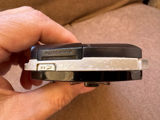 Sony PSP E1004 Negra+FIFA’09+Cargador Funciona