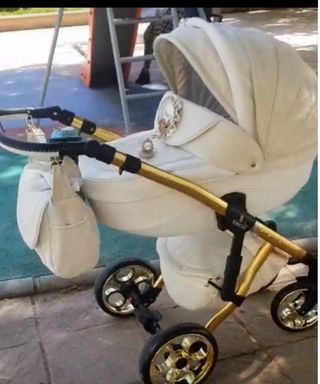 Carro bebe 3 piezas marca Toral