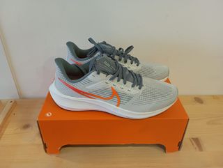 Nike (42,5 EU) Air Zoom Pegasus 39 Gris
