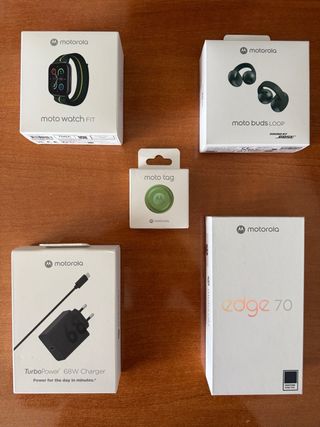 Motorola Edge 70 + orologio moto watch fit + ACCESSORI