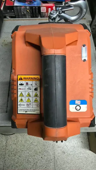 Cabrestante Eléctrico 24V. WARN