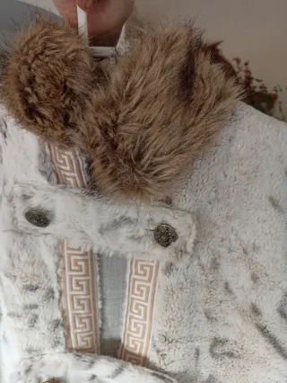 Abrigo y vestido medieval niña