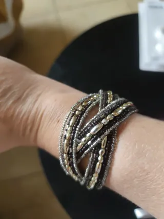 Braccialetto rigido perline marrone e oro