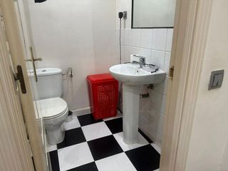 Piso en venta en Palos de Moguer en Madrid