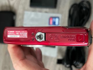 Cámara Digital Canon IXUS 175 Roja