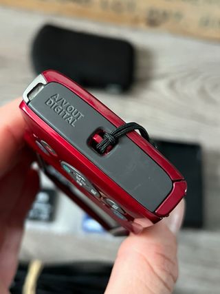 Cámara Digital Canon IXUS 175 Roja