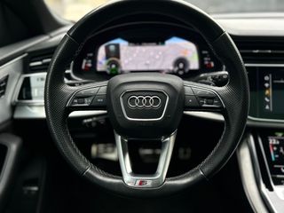 Audi Q8 2021
