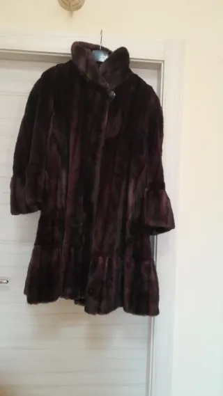 Cappotto in pelliccia sintetica marrone