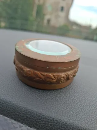 Scatolina rame vintage con vetro