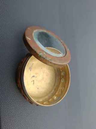 Scatolina rame vintage con vetro