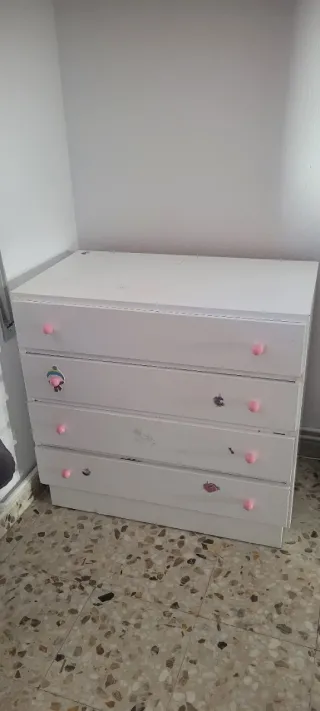 Conjunto Muebles Infantil: Armario y Cajonera