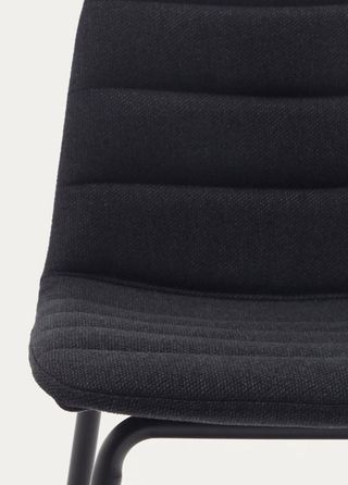 Taburete Zunilda de chenilla negro y acero con acabado negro mate altura 65 cm FSC 100%