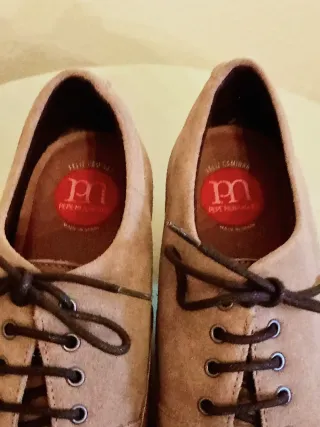 Botines de piel con cordones